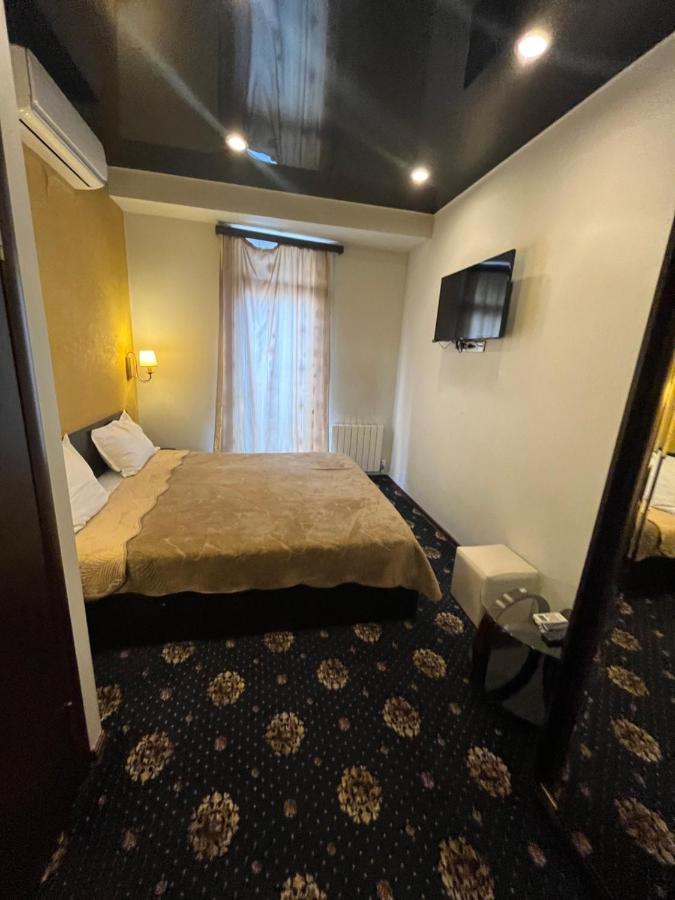 Hotel New Royal Τυφλίδα Εξωτερικό φωτογραφία